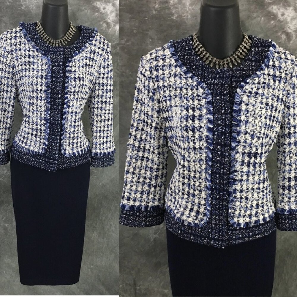 BEAUTIFUL St John knit blue white multi jacket skirt suit size 8